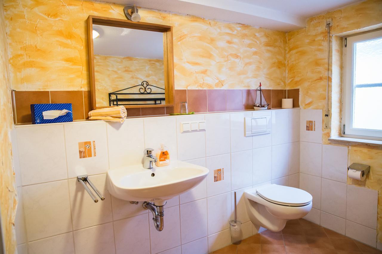 Landhotel Im Hexenwinkel Wiernsheim Ngoại thất bức ảnh