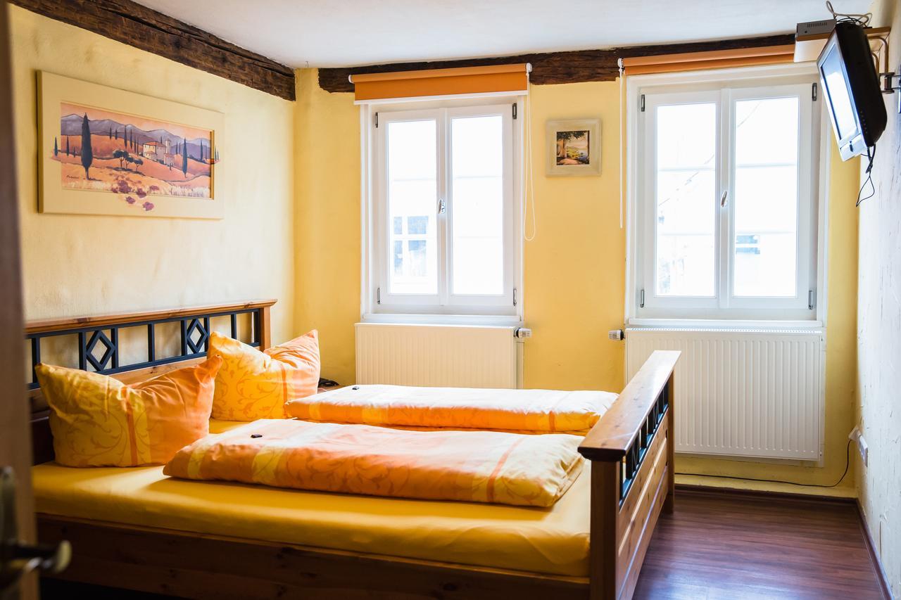 Landhotel Im Hexenwinkel Wiernsheim Ngoại thất bức ảnh